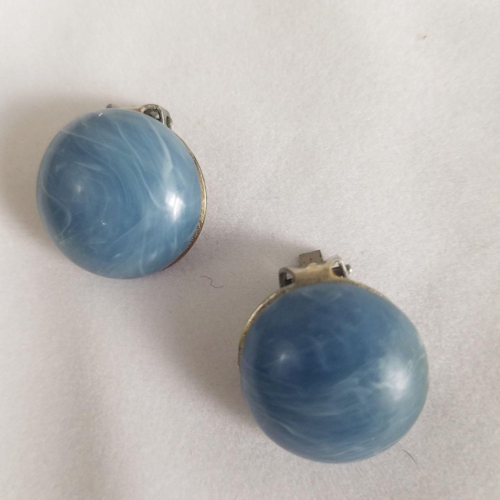 Domed Blue Vintage Clip On Earrings